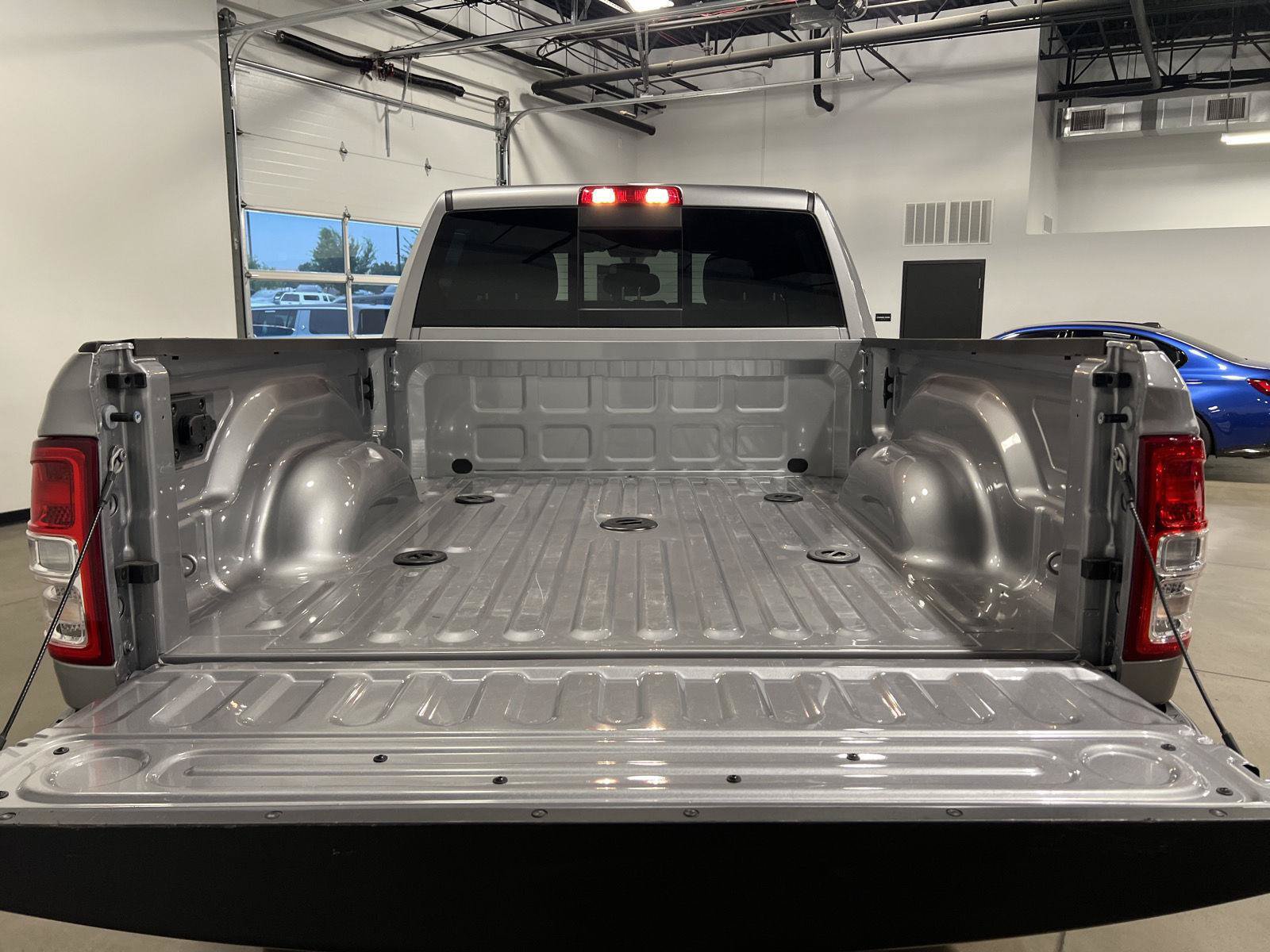 Used 2024 RAM 3500 Tradesman AWD/4WD image 32