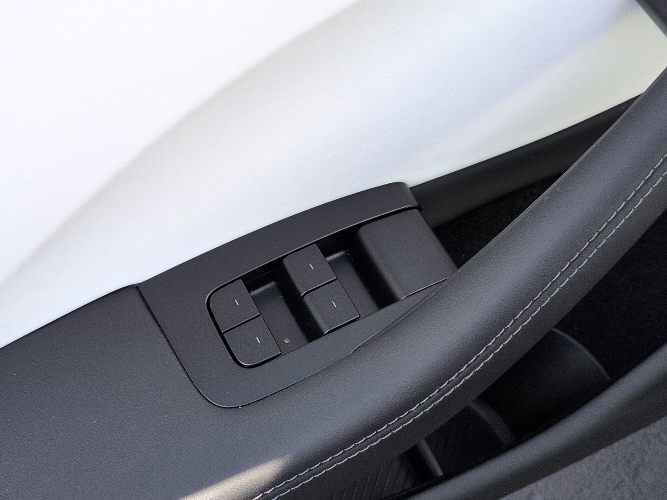 Used 2024 Tesla Model 3 image 15