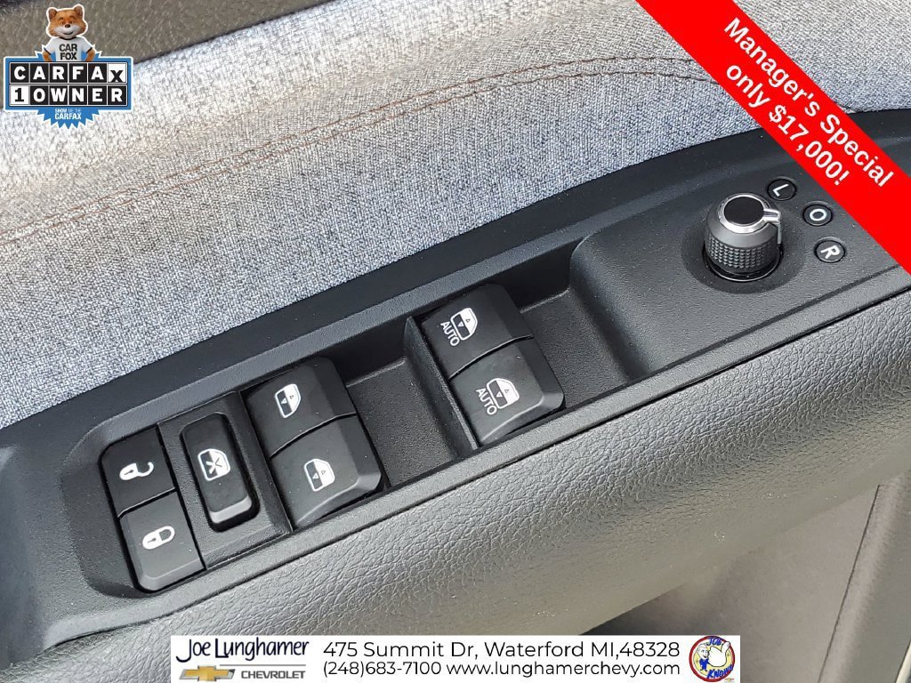 Used 2024 Jeep Compass Latitude w/ Sun and Sound Group AWD/4WD image 25