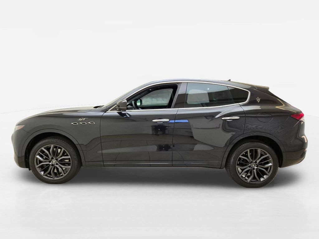 Certified 2024 Maserati Levante GT Ultima AWD/4WD image 12
