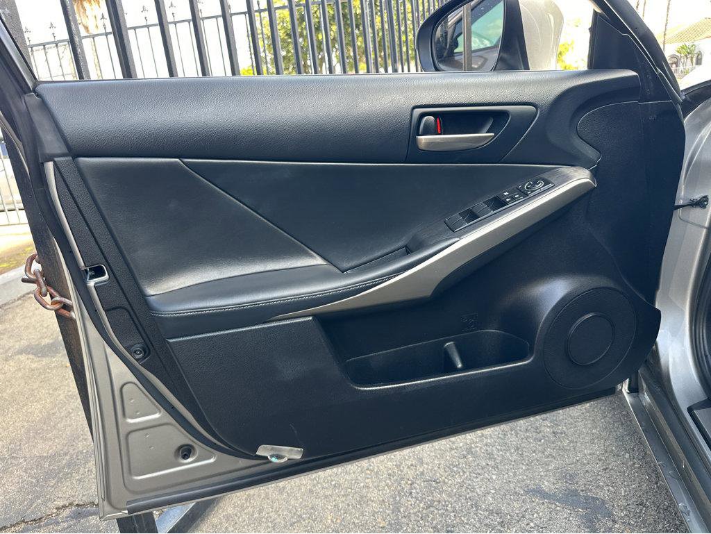 Used 2020 Lexus IS 350 F Sport w/ F Sport Package image 15