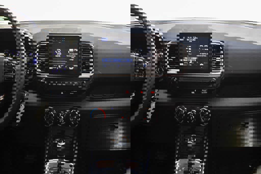 Used 2022 Hyundai Venue SE image 12