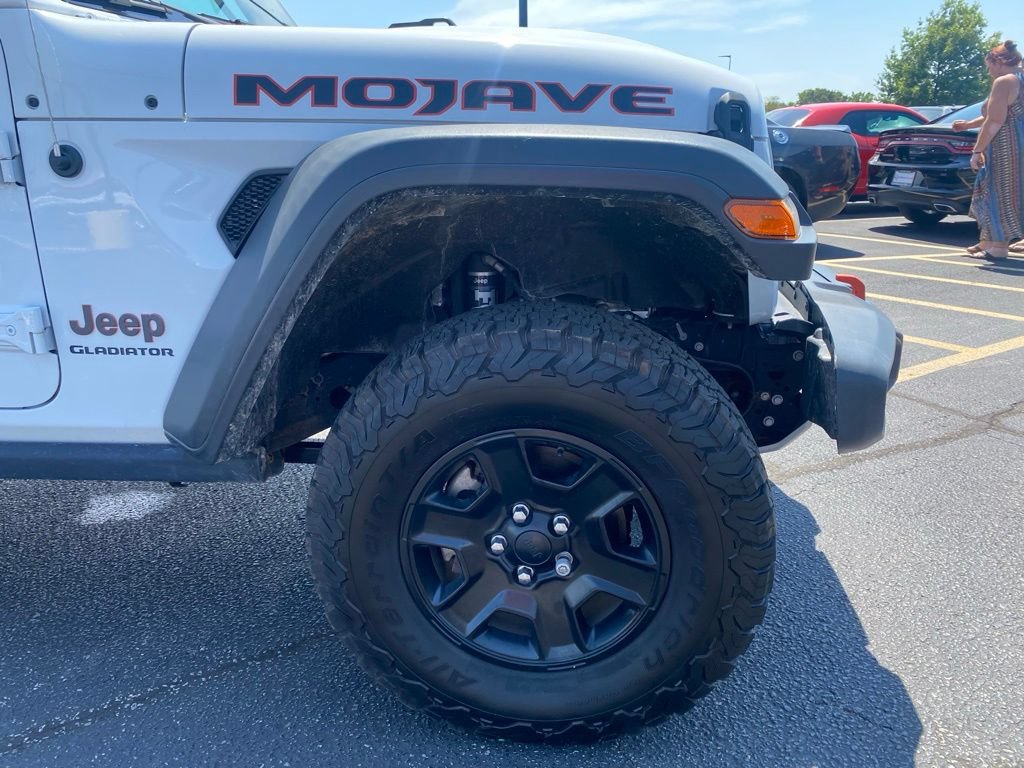 Used 2020 Jeep Gladiator Mojave AWD/4WD image 6