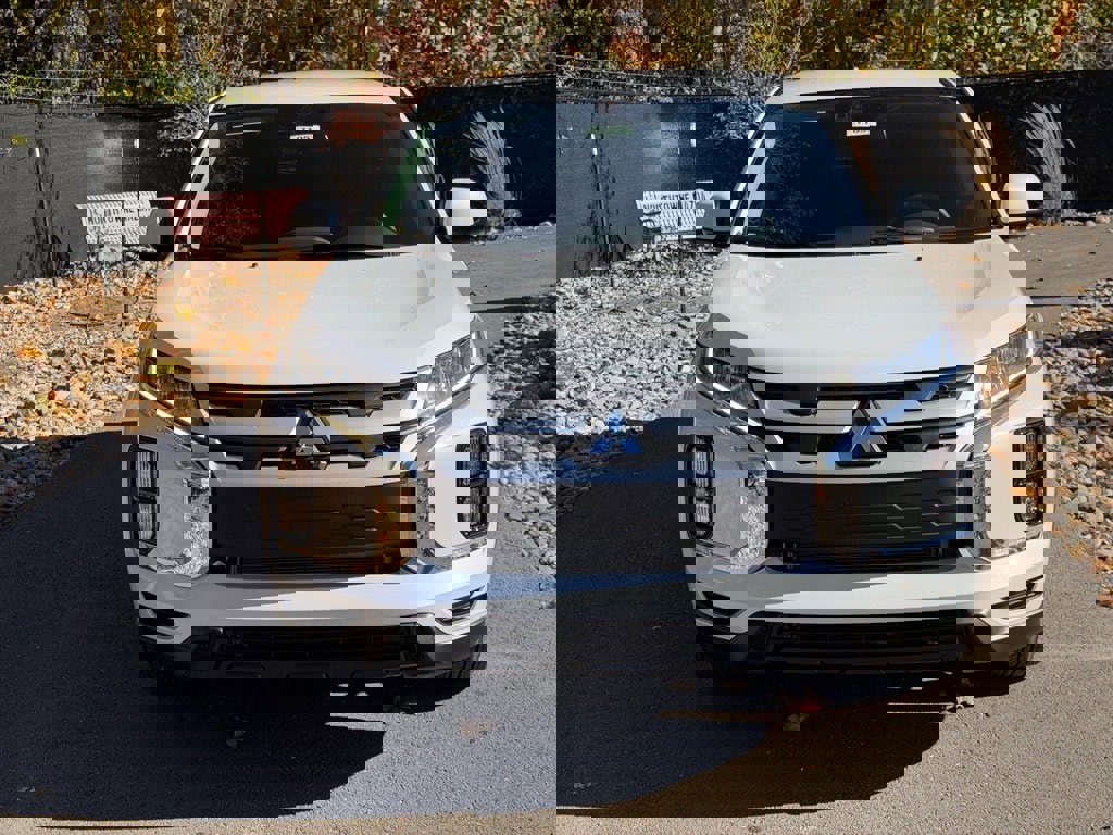 New 2025 Mitsubishi Outlander Sport ES image 8