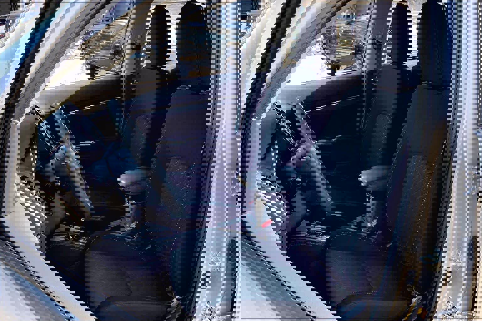 Used 2025 Mitsubishi Outlander Sport ES image 8