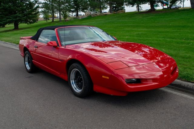 Used 1991 Pontiac Firebird Convertible image 8