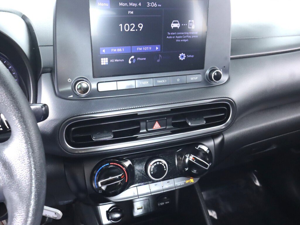 Used 2022 Hyundai Kona SE w/ Cargo Package AWD/4WD image 12