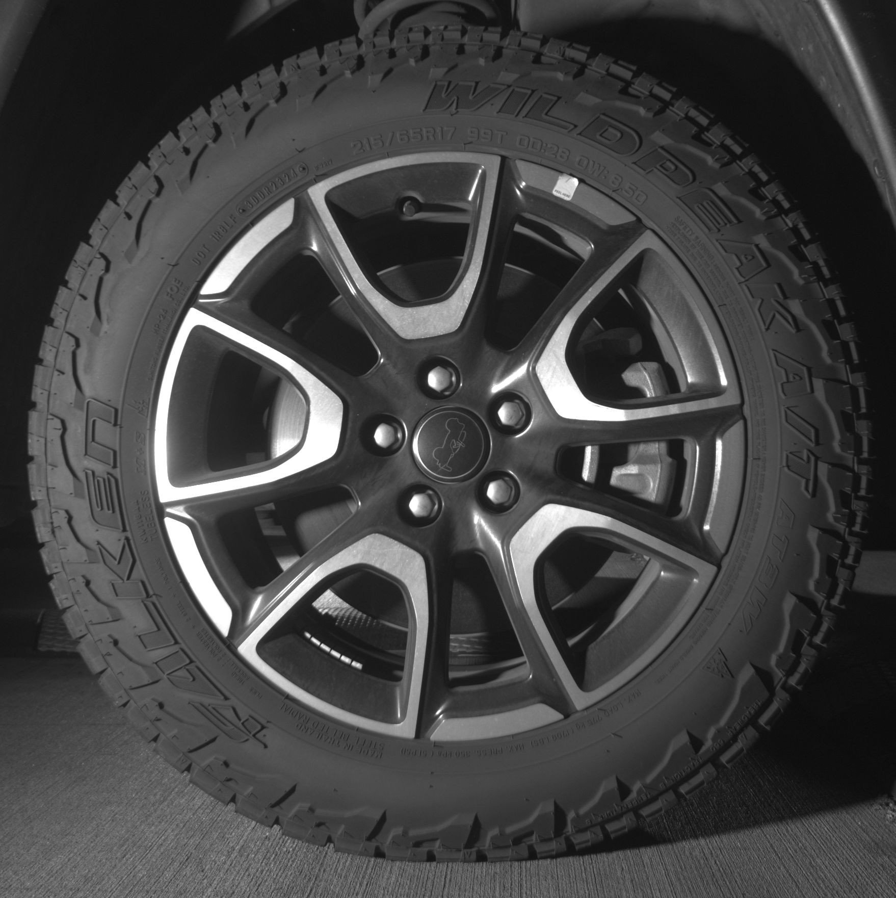 Used 2025 Jeep Compass Trailhawk image 13