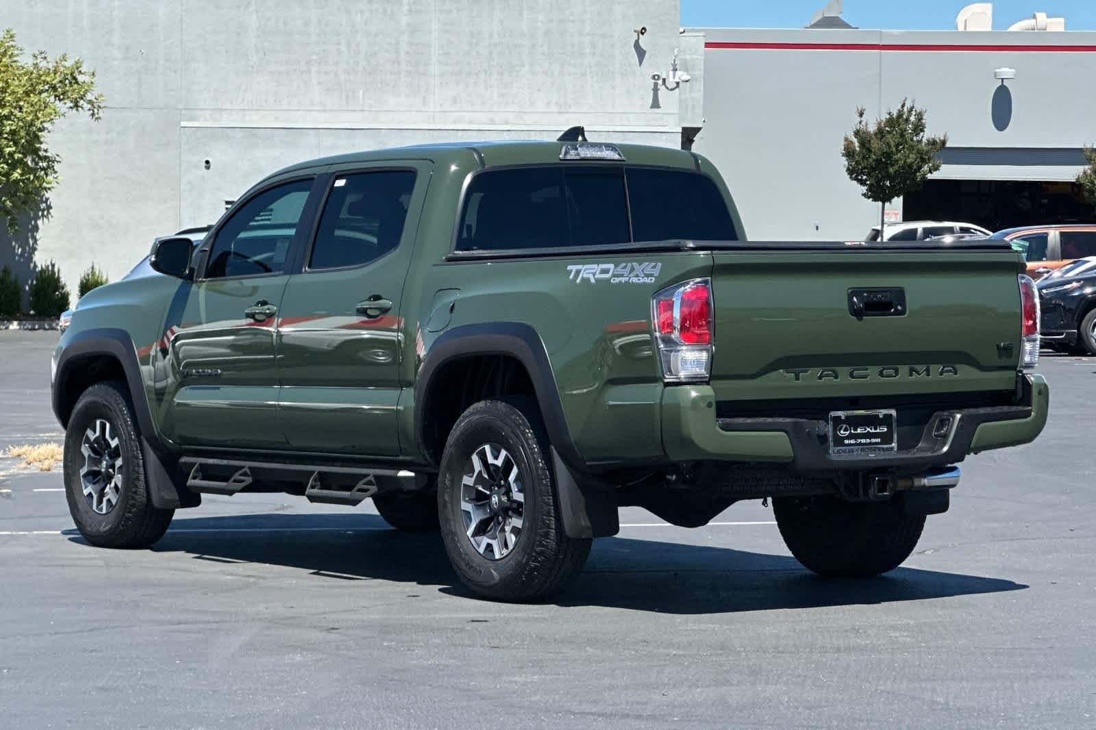 Used 2021 Toyota Tacoma TRD Off-Road w/ Technology Package AWD/4WD image 7