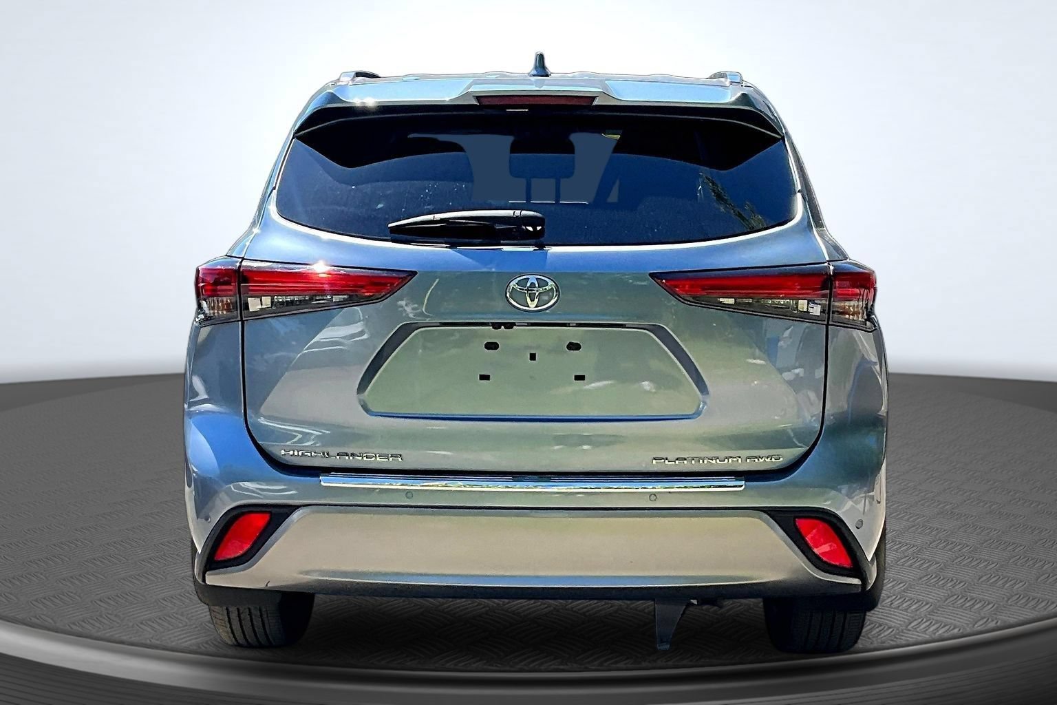 Used 2022 Toyota Highlander Platinum AWD/4WD image 4