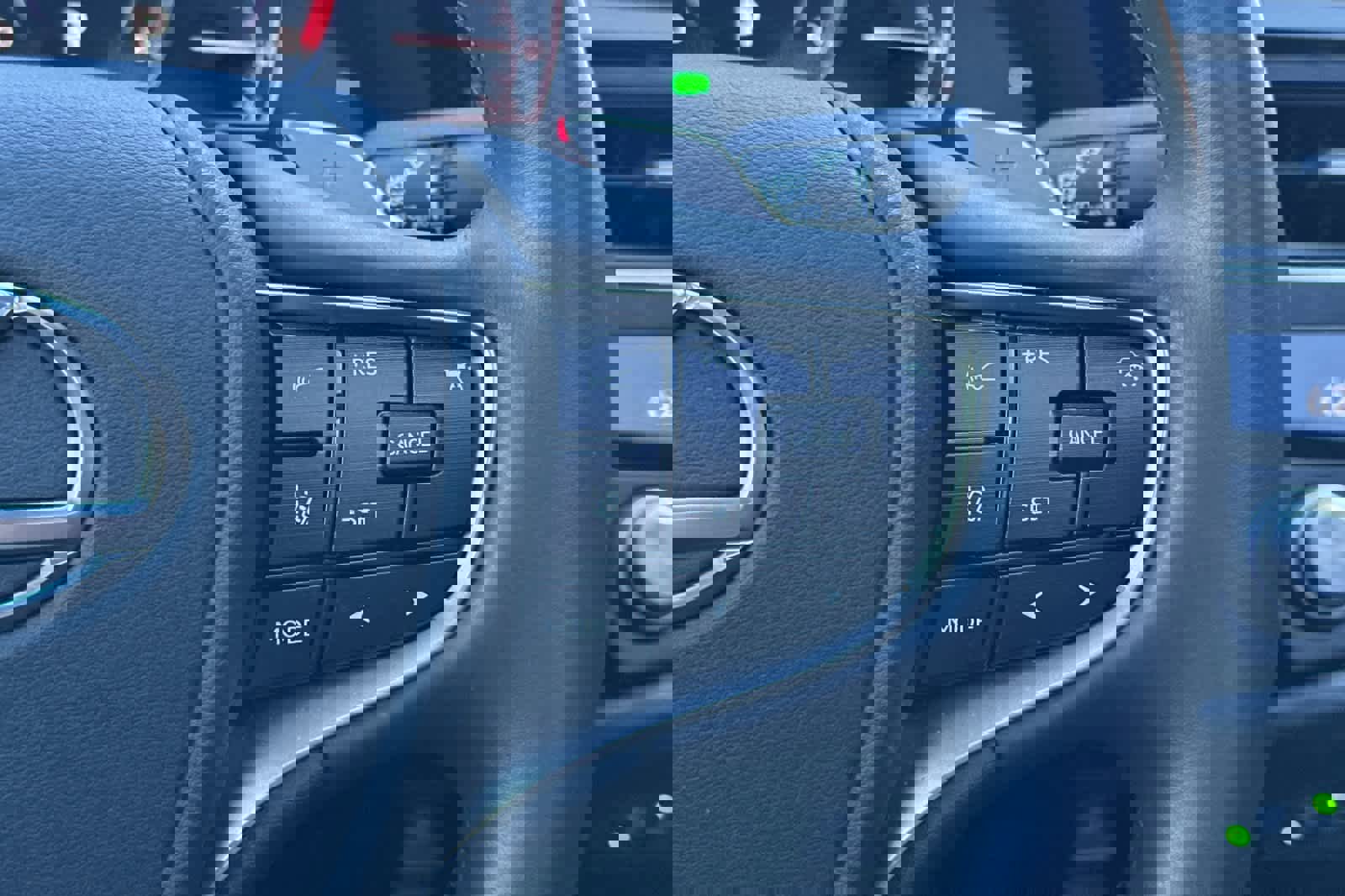 Used 2025 Lexus ES 350 w/ Premium Package image 27