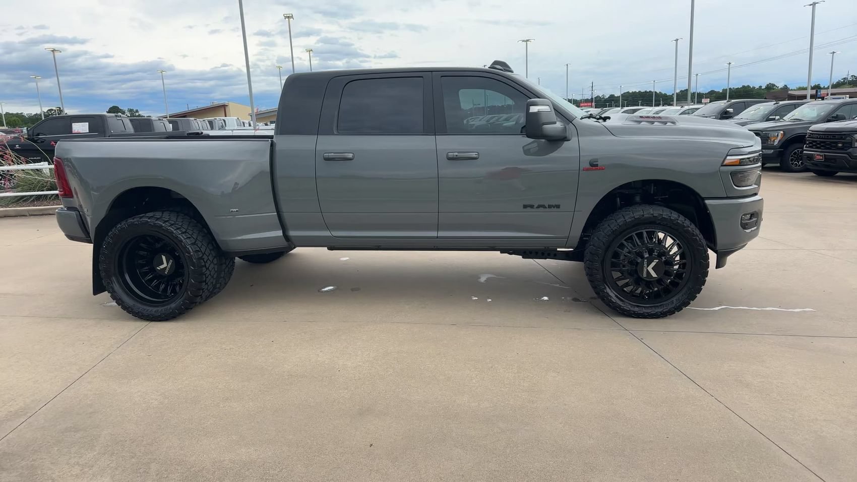 Used 2026 RAM 3500 Laramie w/ Night Edition AWD/4WD image 2