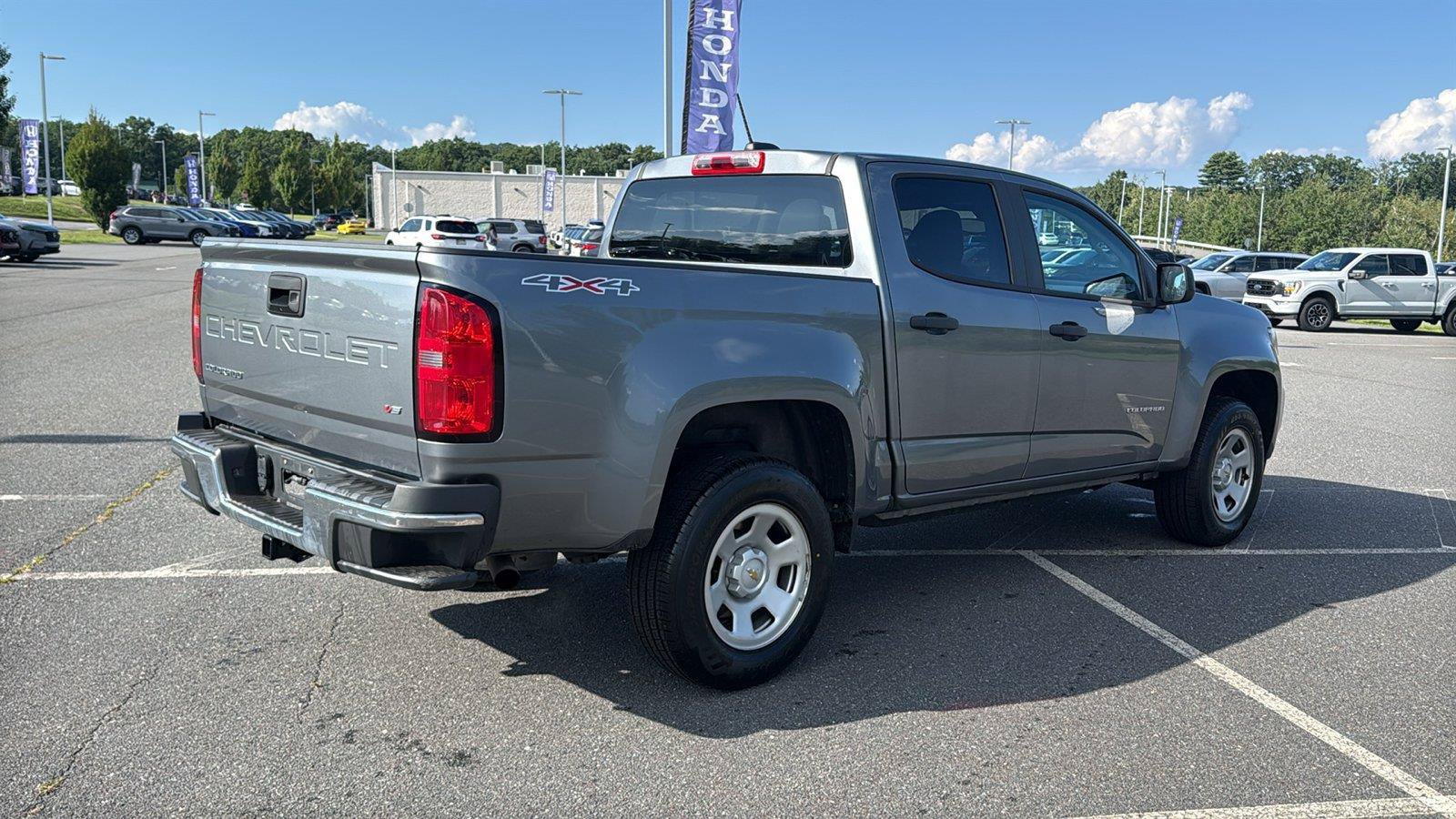 Used 2021 Chevrolet Colorado W/T w/ WT Convenience Package AWD/4WD image 6
