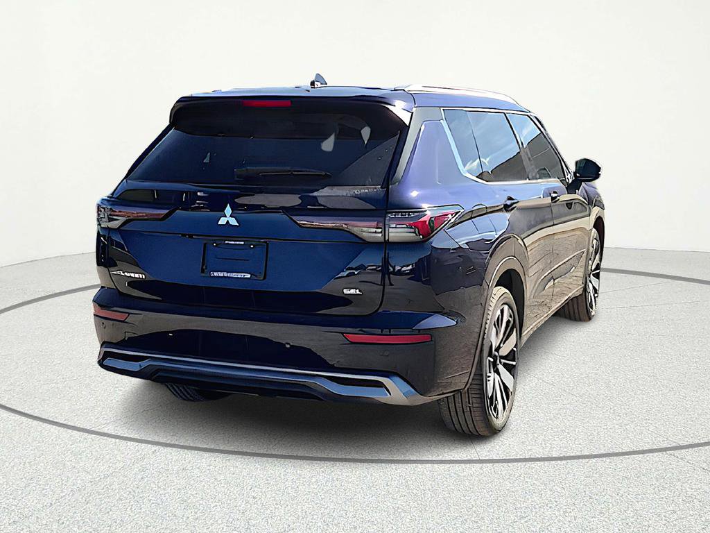 New 2026 Mitsubishi Outlander SEL image 6