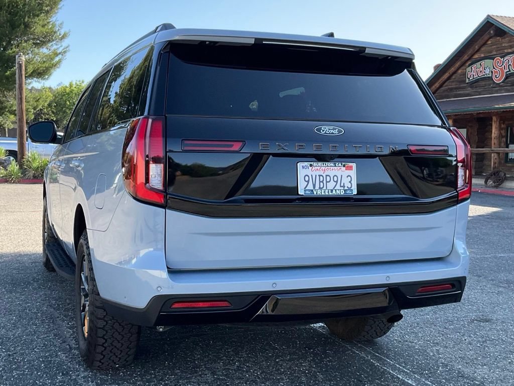 Used 2025 Ford Expedition Tremor AWD/4WD image 61