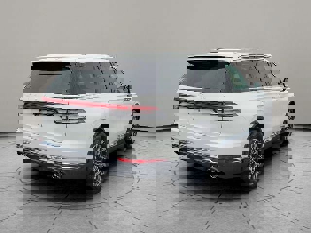 New 2026 Lincoln Aviator AWD image 10