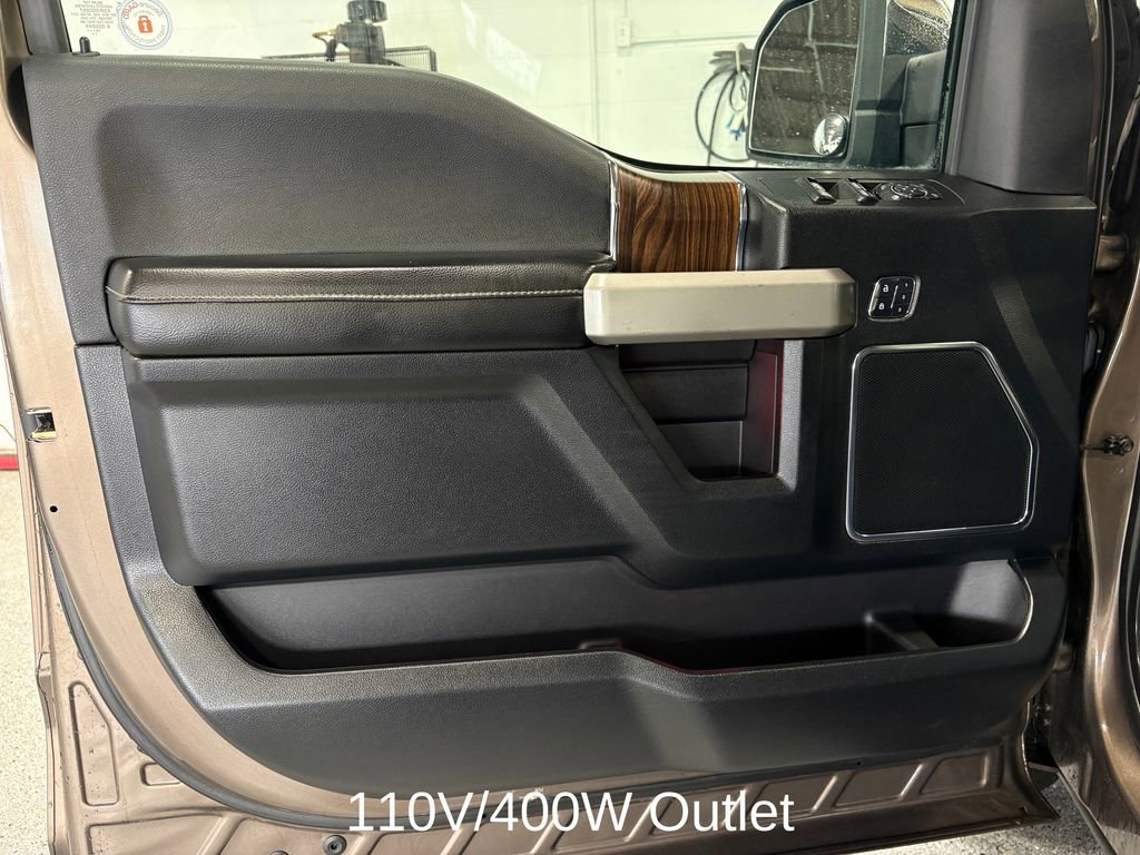 Used 2017 Ford F150 Lariat w/ Equipment Group 502A Luxury AWD/4WD image 13