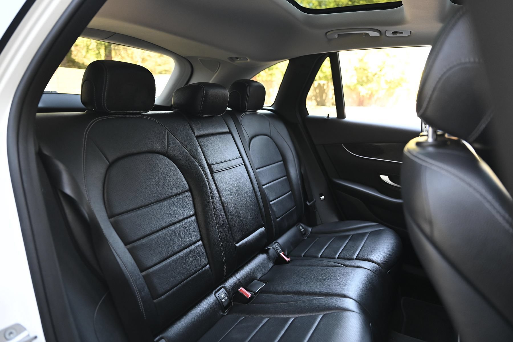 Used 2017 Mercedes-Benz GLC 300 4MATIC image 21