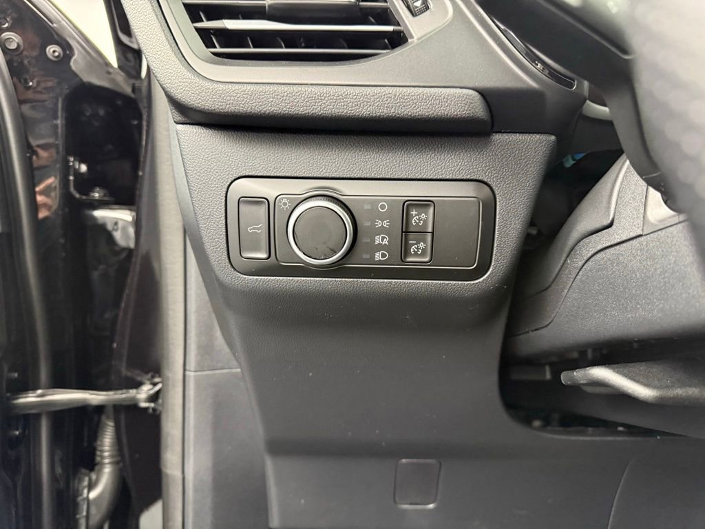 New 2026 Ford Escape ST-Line w/ Cold Weather Package AWD/4WD image 24