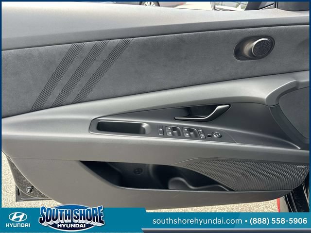 Used 2024 Hyundai Elantra N FWD image 19