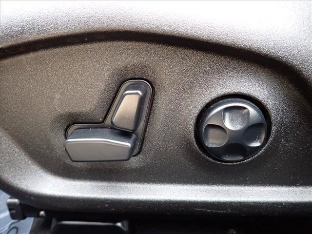 Used 2017 Jeep Renegade Trailhawk AWD/4WD image 13