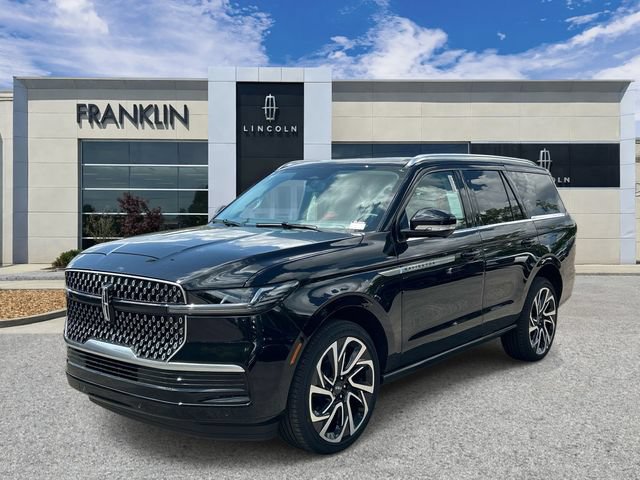 New 2027 Lincoln Navigator Reserve AWD/4WD image 3