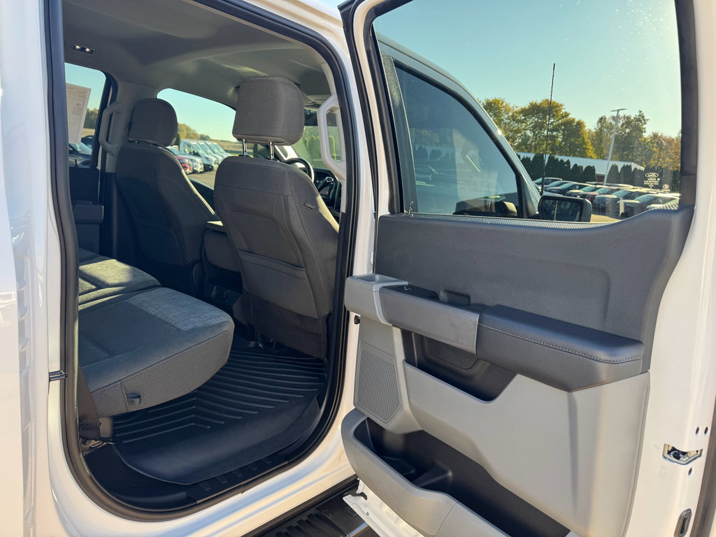 Used 2022 Ford F150 XLT w/ Max Trailer Tow Package image 15