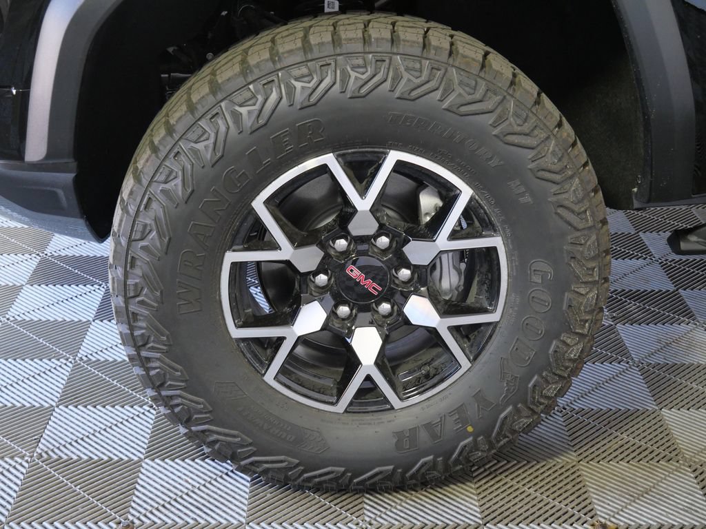 New 2026 GMC Canyon AT4X AWD/4WD image 9