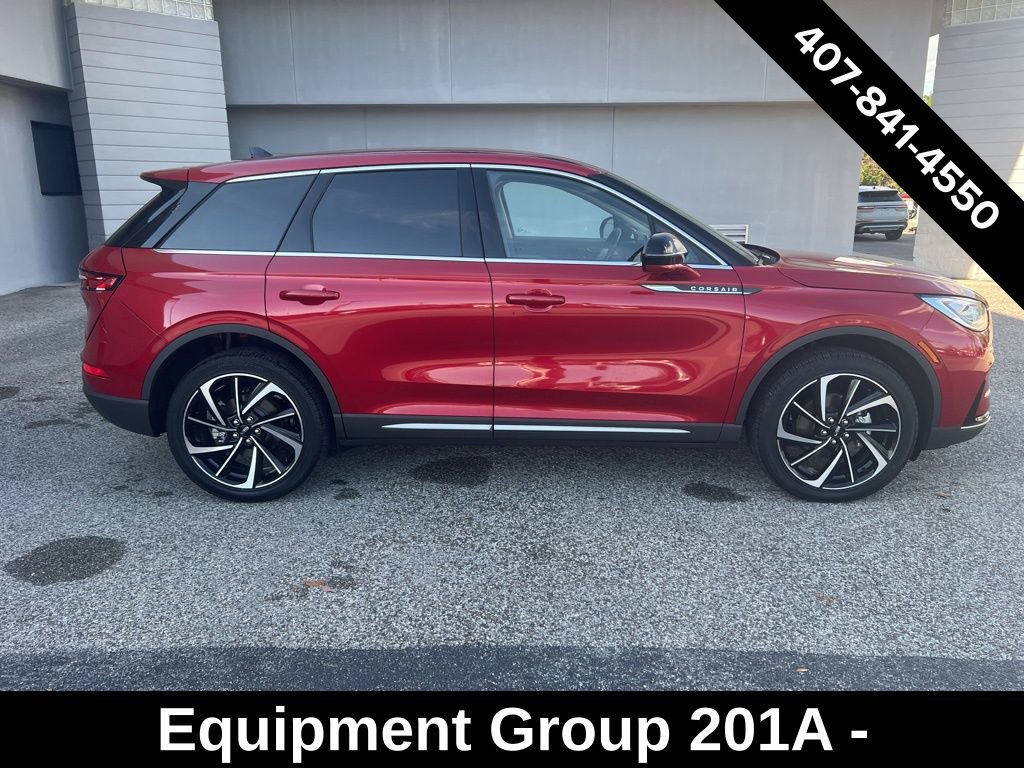 Used 2025 Lincoln Corsair Reserve image 2