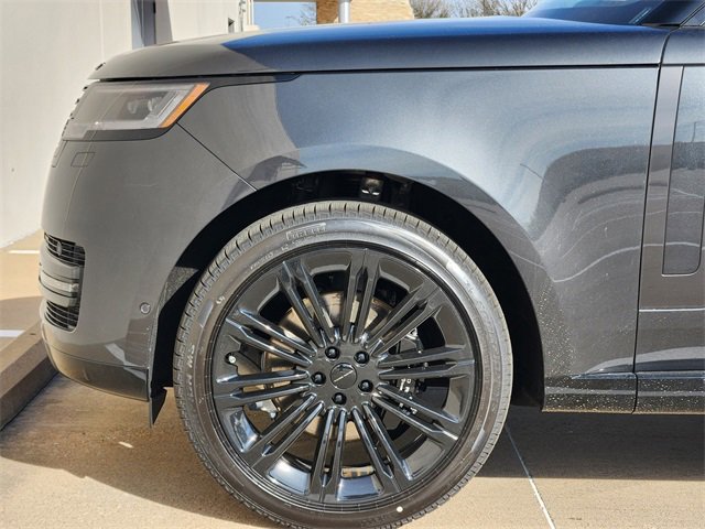 New 2026 Land Rover Range Rover SE image 6