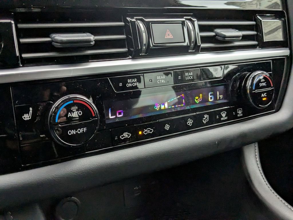 New 2025 Nissan Pathfinder SV image 21