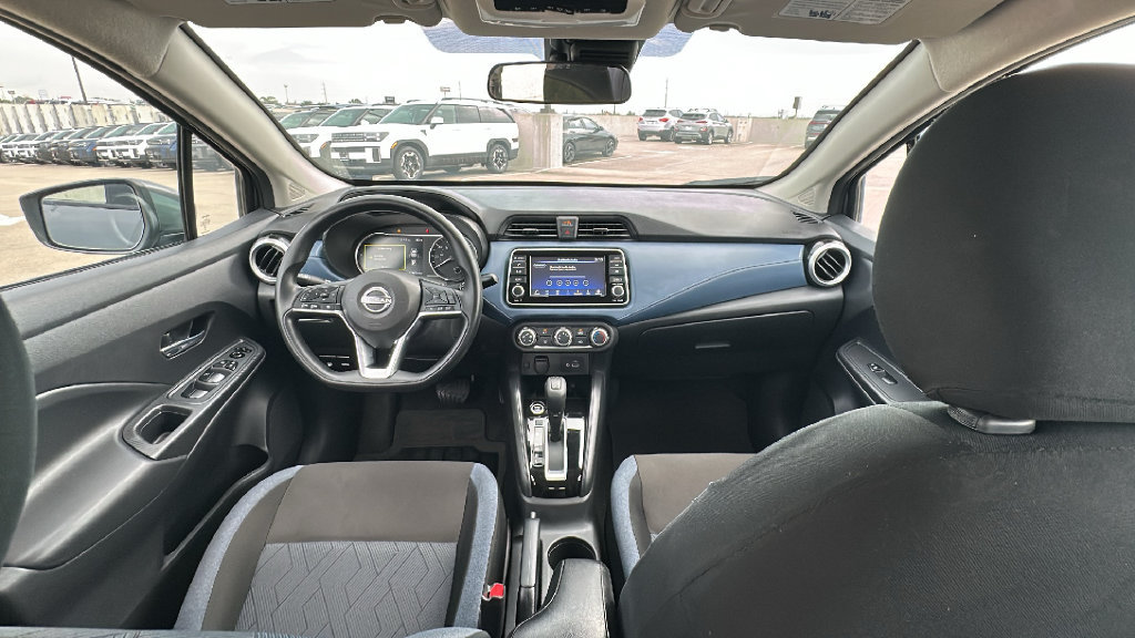 Used 2025 Nissan Versa SV FWD image 21