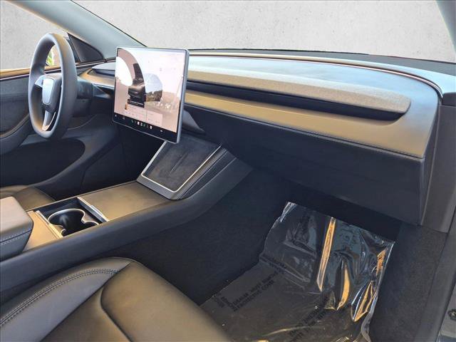 Used 2026 Tesla Model Y 2WD image 22