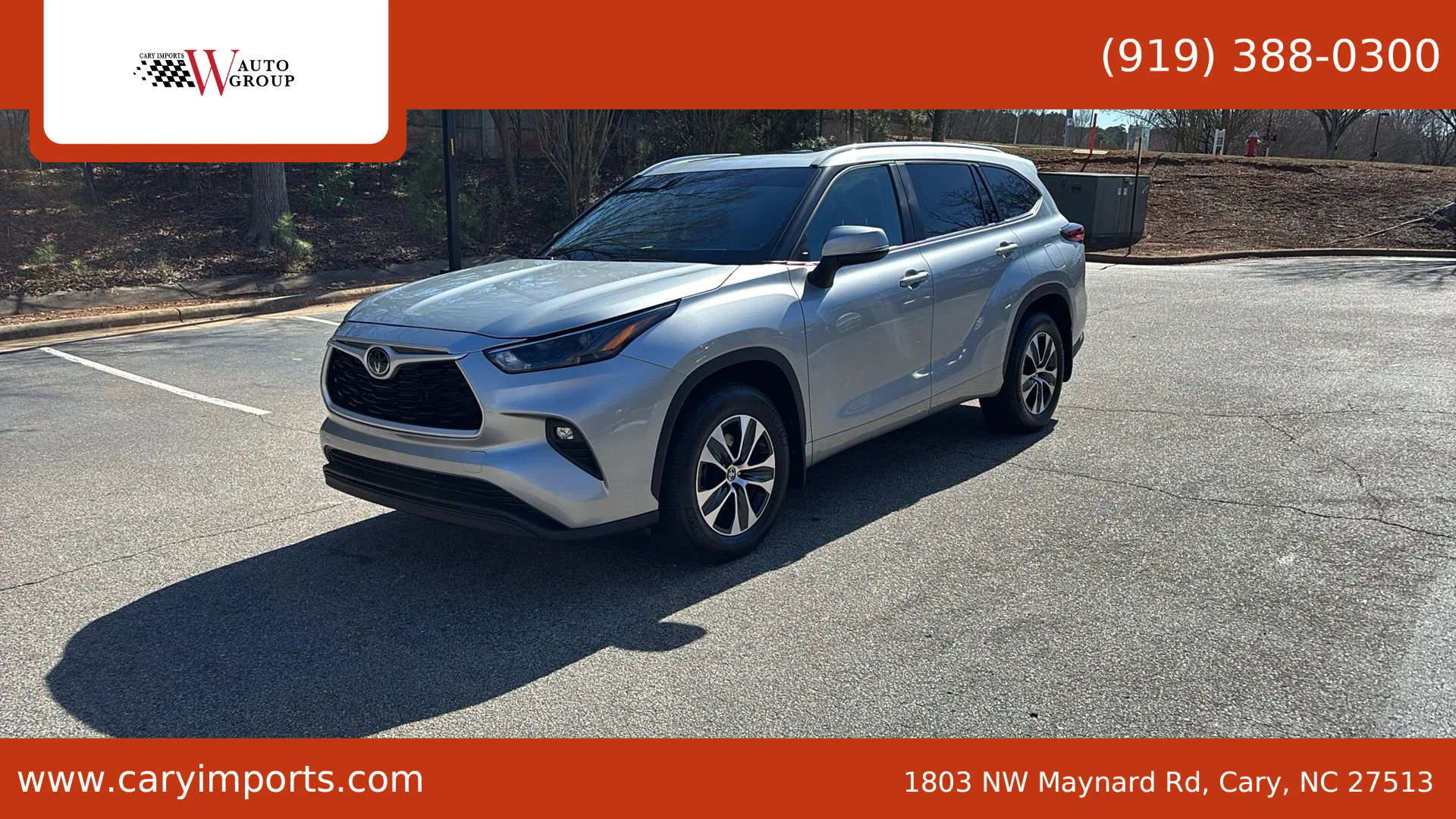 Used 2023 Toyota Highlander XLE image 1