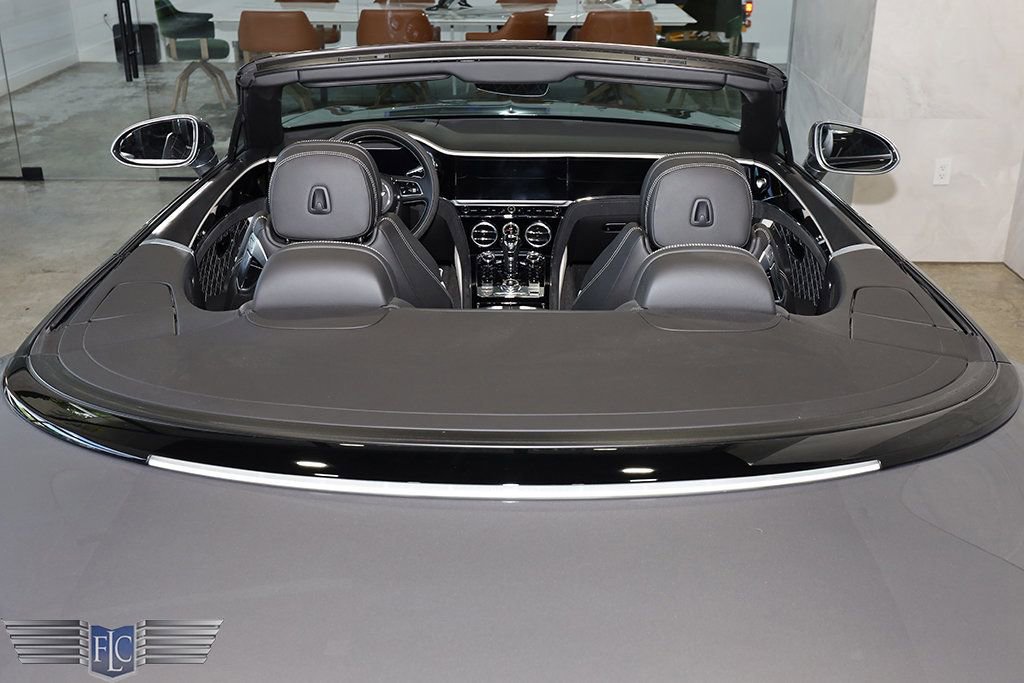 Used 2022 Bentley Continental GT Speed image 16