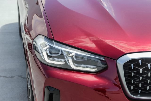 Used 2022 BMW X4 xDrive30i w/ M Sport Package 2 AWD/4WD image 11
