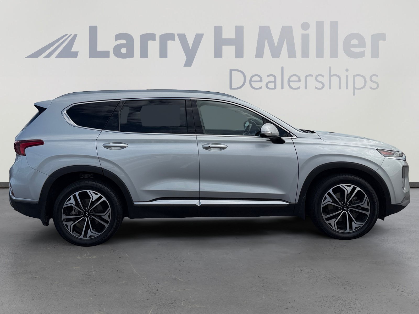 Used 2019 Hyundai Santa Fe AWD image 6