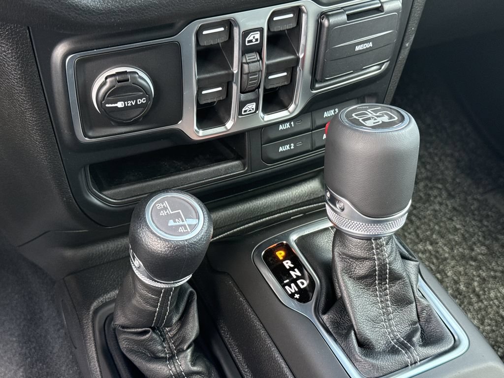 New 2026 Jeep Gladiator Sport AWD/4WD image 22