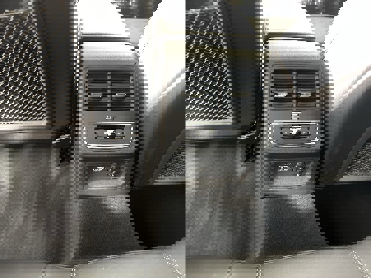 Used 2023 Audi A4 2.0T Premium Plus w/ Premium Plus Package image 19