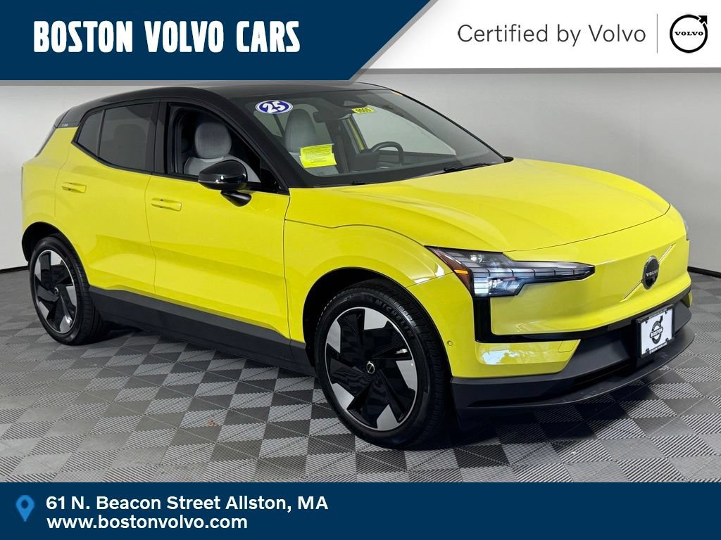 Certified 2025 Volvo EX30 Ultra AWD/4WD image 1