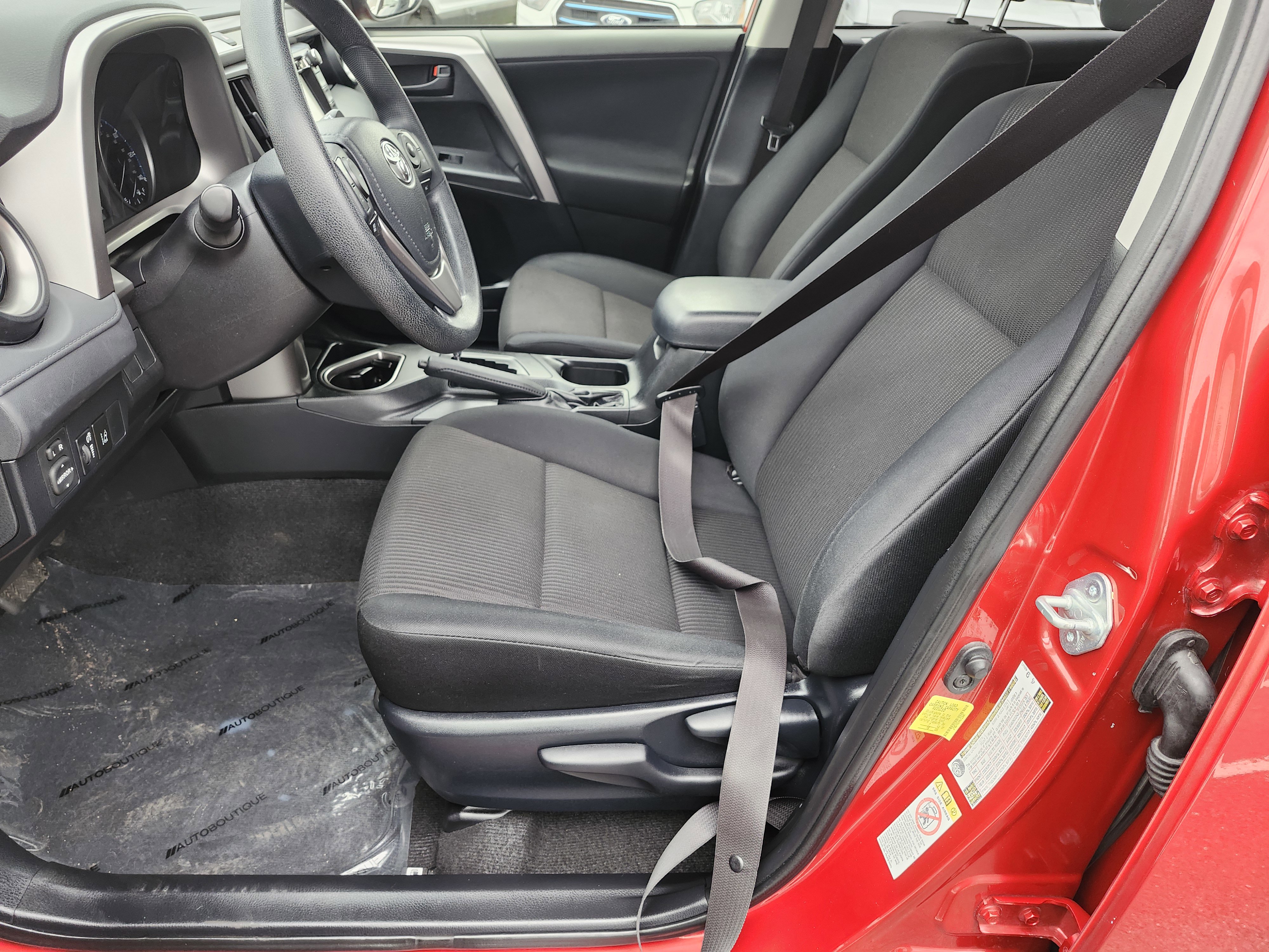 Used 2017 Toyota RAV4 LE w/ All Weather Liner Package image 22