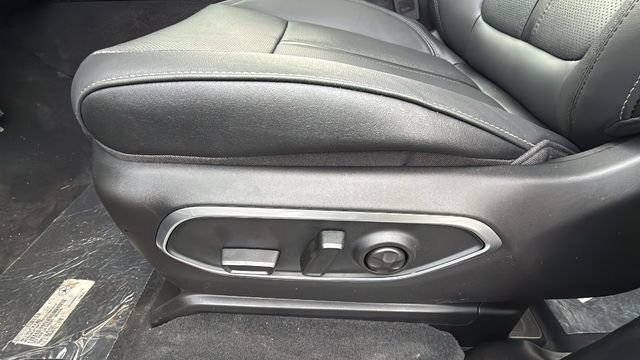 New 2026 Jeep Grand Wagoneer L Limited image 29