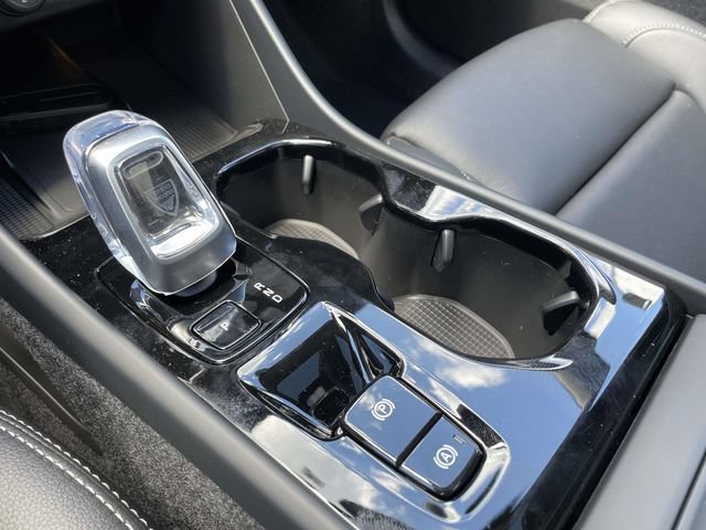 New 2026 Volvo XC40 B5 Plus w/ Climate Package AWD/4WD image 30