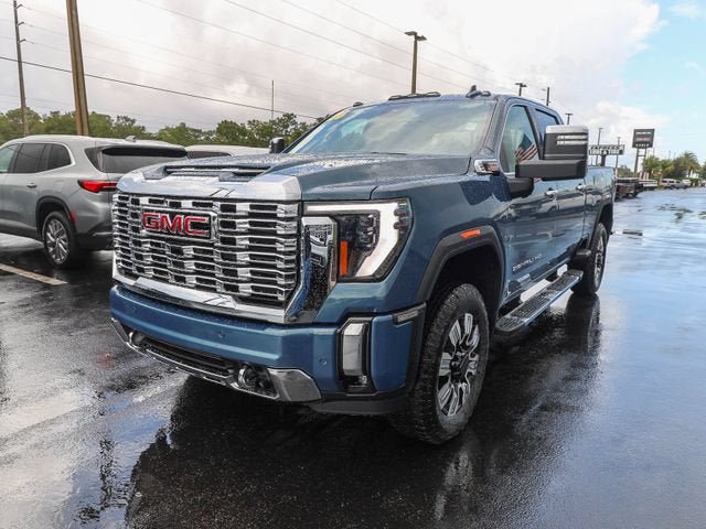 New 2026 GMC Sierra 2500 Denali w/ Denali Reserve Package AWD/4WD image 3
