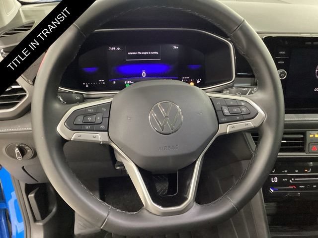 Used 2025 Volkswagen Taos SE AWD/4WD image 7