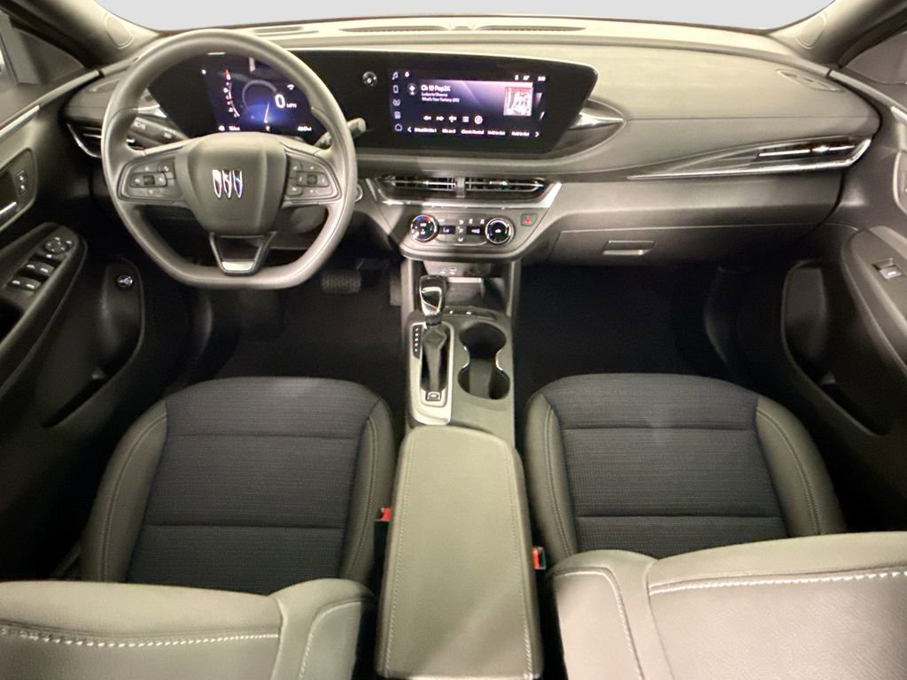 Used 2025 Buick Envista Preferred w/ Convenience II Package FWD image 13