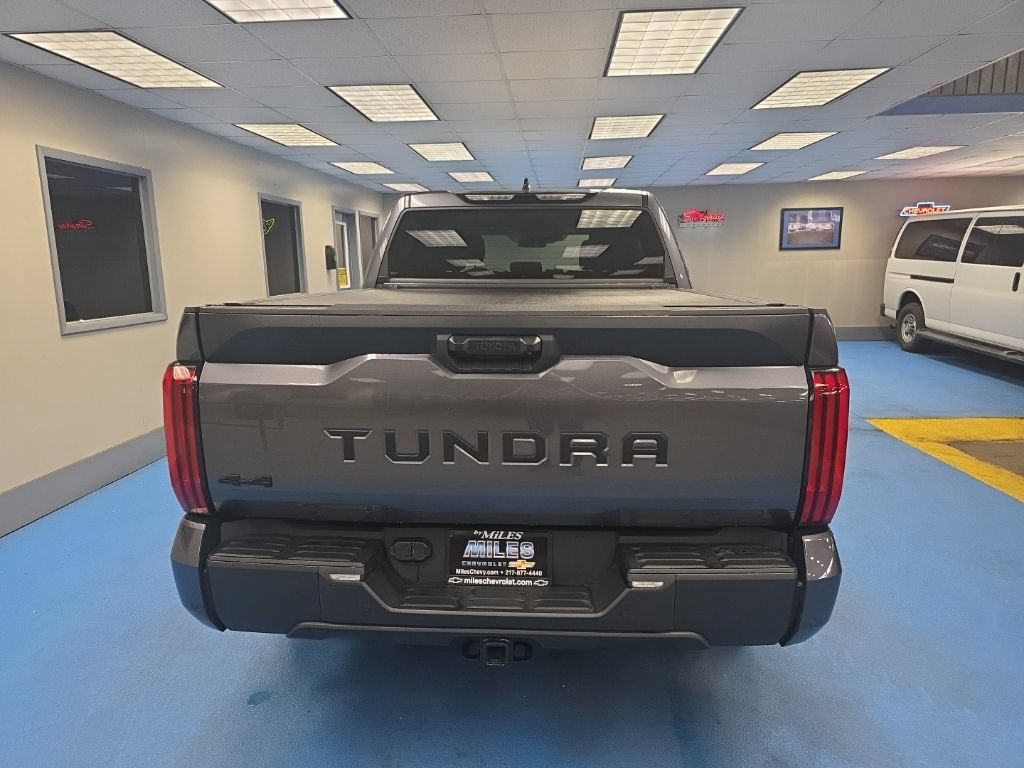 Used 2023 Toyota Tundra SR5 w/ SR5 Convenience Package AWD/4WD image 4