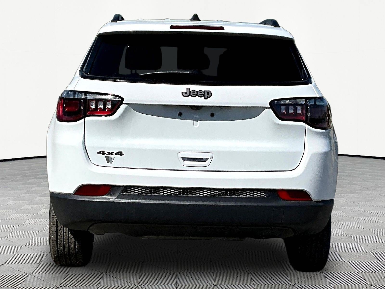 New 2026 Jeep Compass Latitude AWD/4WD image 5