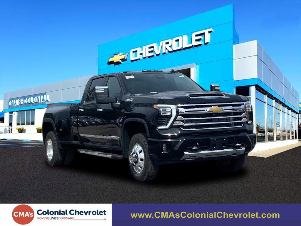 New 2025 Chevrolet Silverado 3500 High Country w/ Technology Package