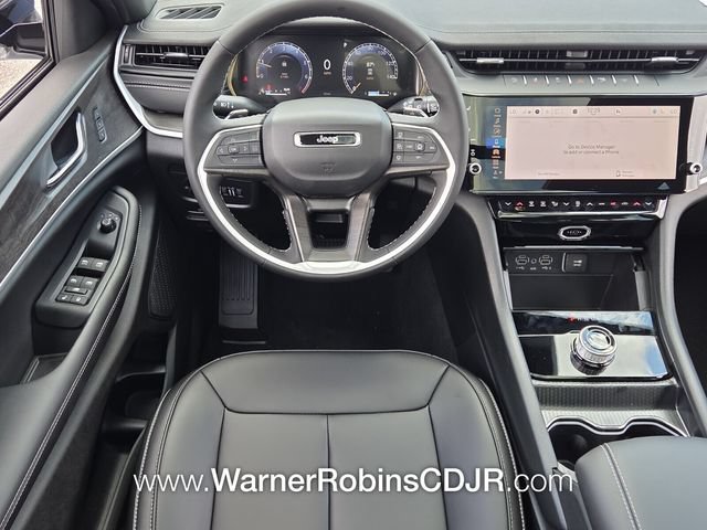New 2026 Jeep Grand Cherokee L Limited RWD image 7